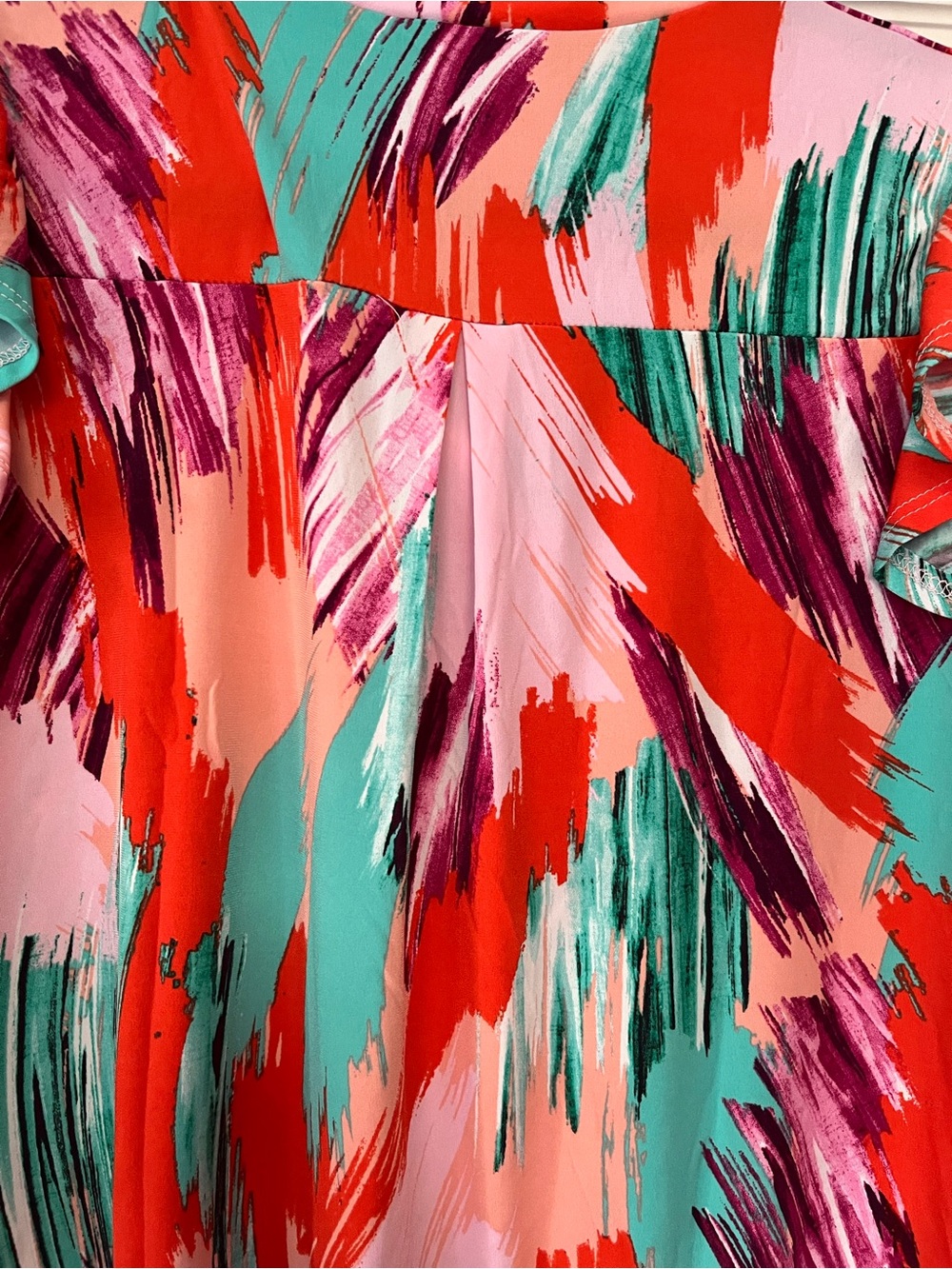 Multi color Abstract Pattern Flutter Short Sleeve Top Blouse Size Medium NWOT - Picture 12 of 15